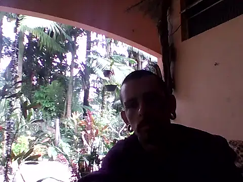 Snapshot of sellvageria chatting on 10.04.25 sellvageria online show from 10.04.25