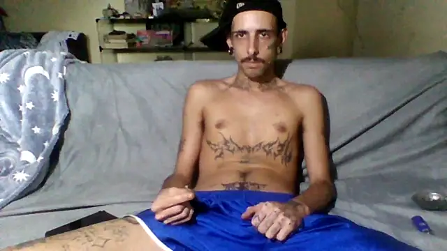 Snapshot of sellvageria chatting on 11.04.25 sellvageria online show from 11.04.25