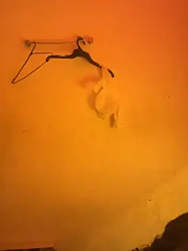 mia foxts online show from 04.08.26