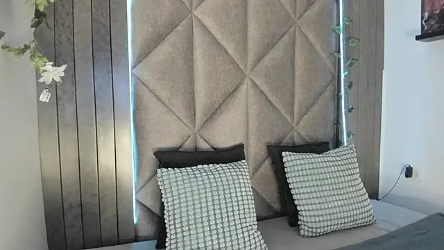 AbbyWathson online show from 10.13.25