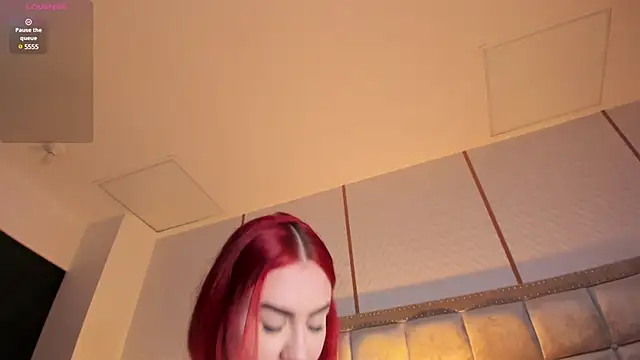Snapshot of StacyRigel chatting on 02.10.25 StacyRigel online show from 02.10.25