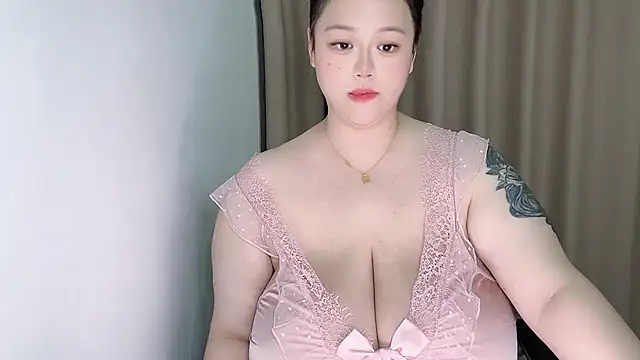 Snapshot of 520-vivo chatting on 05.07.26 520-vivo online show from 05.07.26