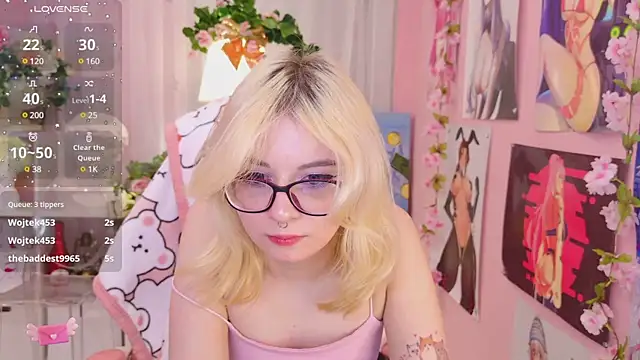 Coconut Mia online show from 12.26.24