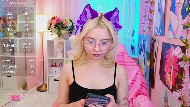 Coconut Mia online show from 02.21.25