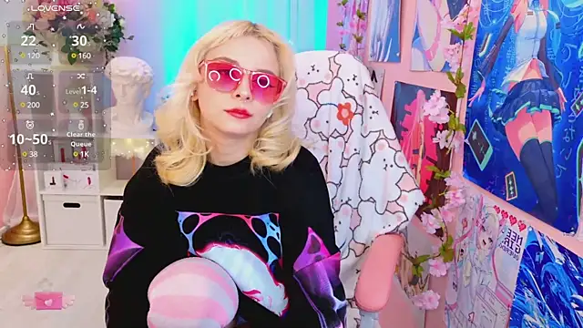 Coconut Mia online show from 02.21.25