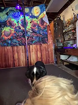 Blondebeauty6996 online show from 12.19.25