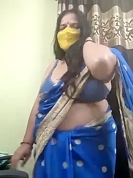 Snapshot of IndianAngle chatting on 10.19.25 IndianAngle online show from 10.19.25