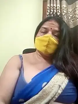 Snapshot of IndianAngle chatting on 10.24.25 IndianAngle online show from 10.24.25