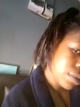 Snapshot of amarrabrown2024 chatting on 03.22.25 amarrabrown2024 online show from 03.22.25