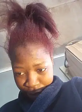 Snapshot of amarrabrown2024 chatting on 09.17.25 amarrabrown2024 online show from 09.17.25