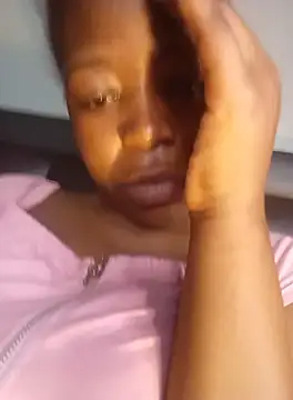 Snapshot of amarrabrown2024 chatting on 09.22.25 amarrabrown2024 online show from 09.22.25