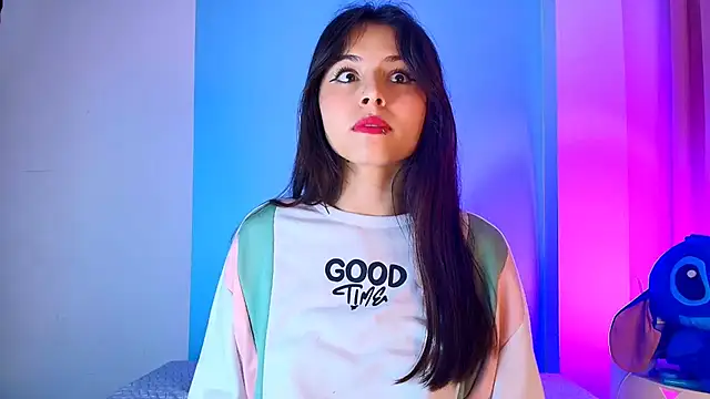 Snapshot of EmilyWithe chatting on 03.03.25 EmilyWithe online show from 03.03.25