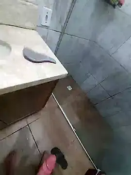 Snapshot of novinho_rosado chatting on 01.08.25 novinho rosado online show from 01.08.25