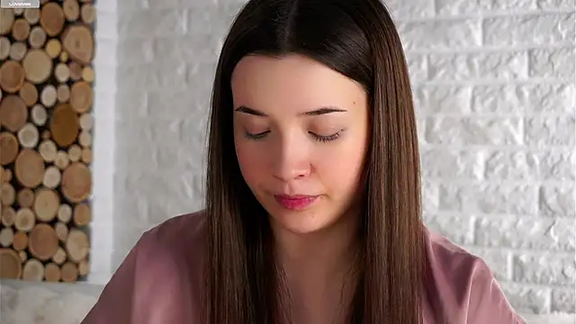 LowOncoming online show from 10.03.25