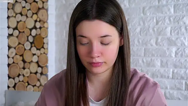 LowOncoming online show from 11.11.25