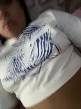 Snapshot of Avint-Perfeita chatting on 09.20.25 Avint-Perfeita online show from 09.20.25