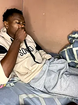 Snapshot of fireboyafrica chatting on 10.17.25 fireboyafrica online show from 10.17.25