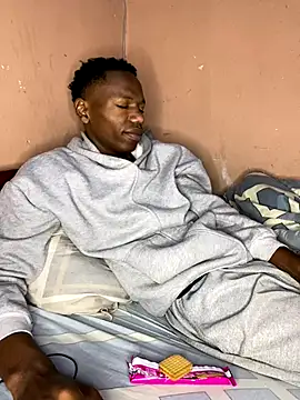 Snapshot of fireboyafrica chatting on 10.24.25 fireboyafrica online show from 10.24.25