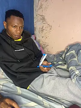 Snapshot of fireboyafrica chatting on 11.02.25 fireboyafrica online show from 11.02.25