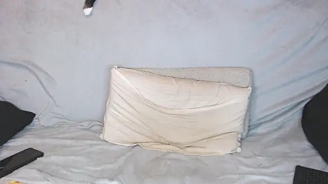 qustci-couple online show from 10.18.25