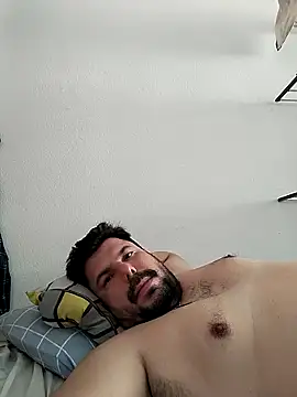 Snapshot of bumbumtatuado chatting on 03.08.26 bumbumtatuado online show from 03.08.26