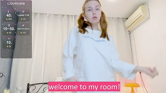 Snapshot of Wild__flowers chatting on 10.05.25 Wild flowers online show from 10.05.25