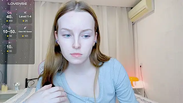 Snapshot of Wild__flowers chatting on 10.12.25 Wild flowers online show from 10.12.25