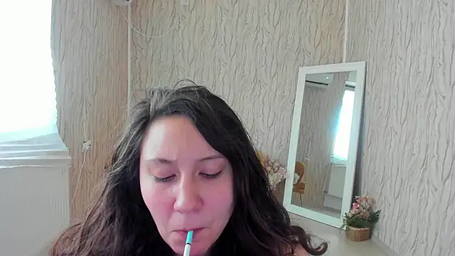 AishaRouhi online show from 01.15.25