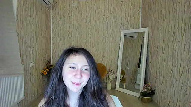 AishaRouhi online show from 01.19.25