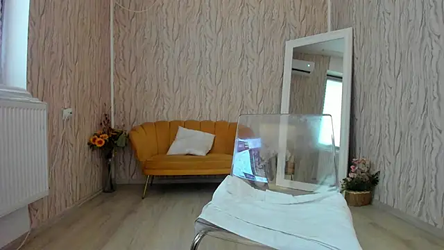 AishaRouhi online show from 01.27.25