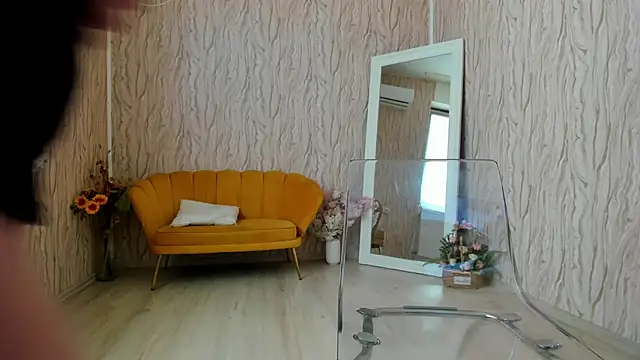 AishaRouhi online show from 03.14.25