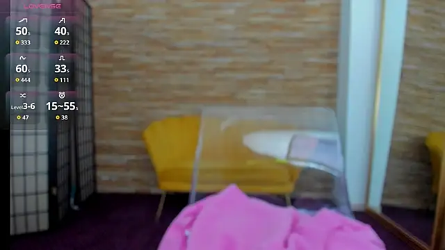 AishaRouhi online show from 09.25.25