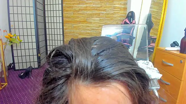 AishaRouhi online show from 02.28.26