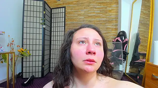 AishaRouhi online show from 03.10.26