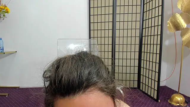 AishaRouhi online show from 04.11.26