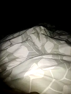 royisnice2 online show from 10.31.25