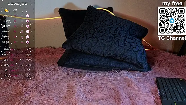 Snapshot of cherry_pie_888 chatting on 12.09.24 cherry pie 888 online show from 12.09.24