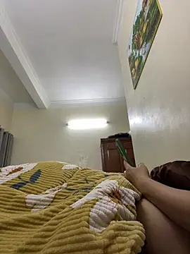 Hachi Sweetbabie  online show from 03.20.25