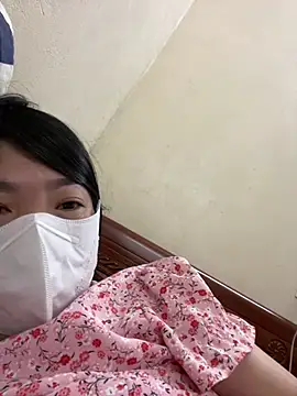 Hachi Sweetbabie  online show from 03.04.26