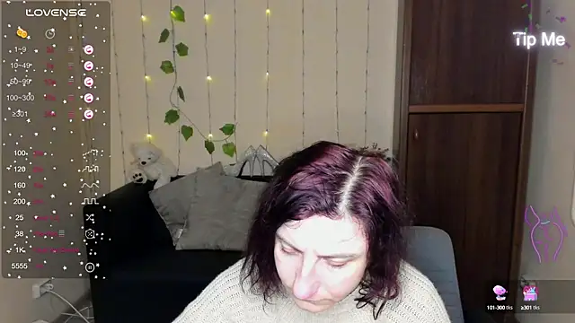 Muse kitty jenia online show from 01.25.25