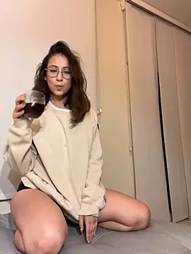 Snapshot of juanasnz99 chatting on 01.03.25 juanasnz99 online show from 01.03.25