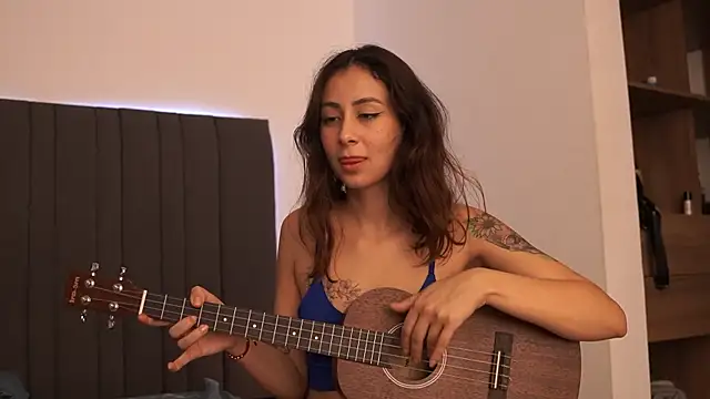 Snapshot of juanasnz99 chatting on 02.03.25 juanasnz99 online show from 02.03.25