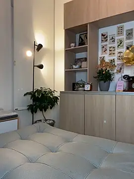 Snapshot of juanasnz99 chatting on 02.12.25 juanasnz99 online show from 02.12.25