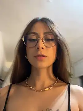 Snapshot of juanasnz99 chatting on 02.17.25 juanasnz99 online show from 02.17.25