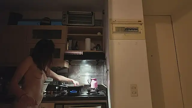 Snapshot of juanasnz99 chatting on 03.10.25 juanasnz99 online show from 03.10.25