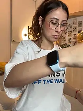 Snapshot of juanasnz99 chatting on 03.11.25 juanasnz99 online show from 03.11.25