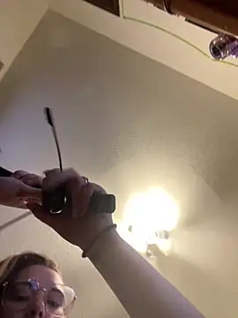 Lalalynn online show from 10.21.25