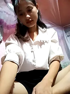 trieungoclnt online show from 10.21.25