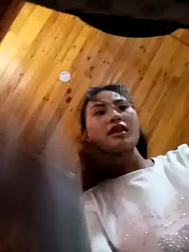 trieungoclnt online show from 10.26.25