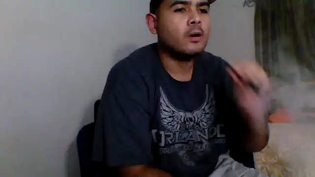 Snapshot of JooveyRose chatting on 10.01.25 JooveyRose online show from 10.01.25